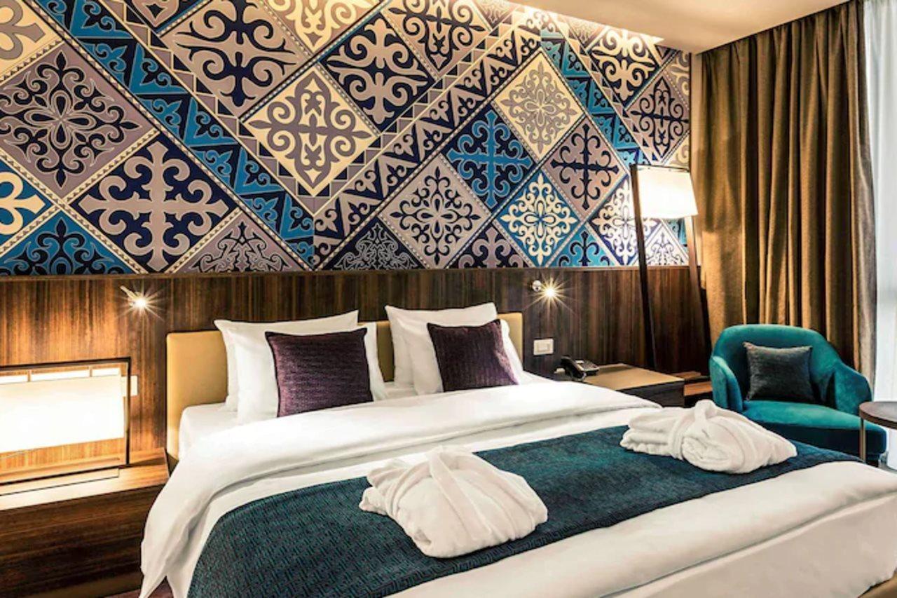 Mercure Almaty City Center Екстериор снимка