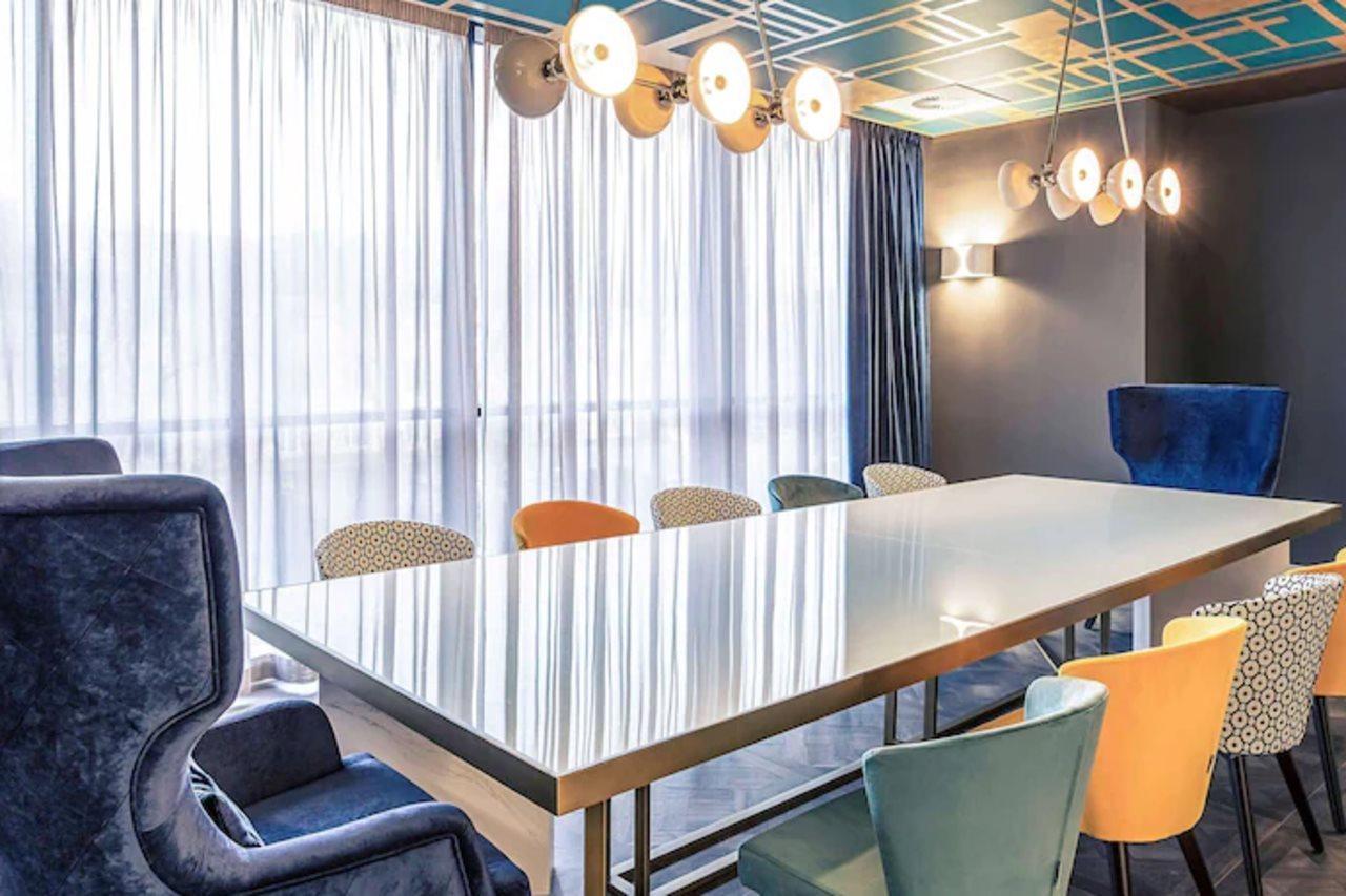 Mercure Almaty City Center Екстериор снимка