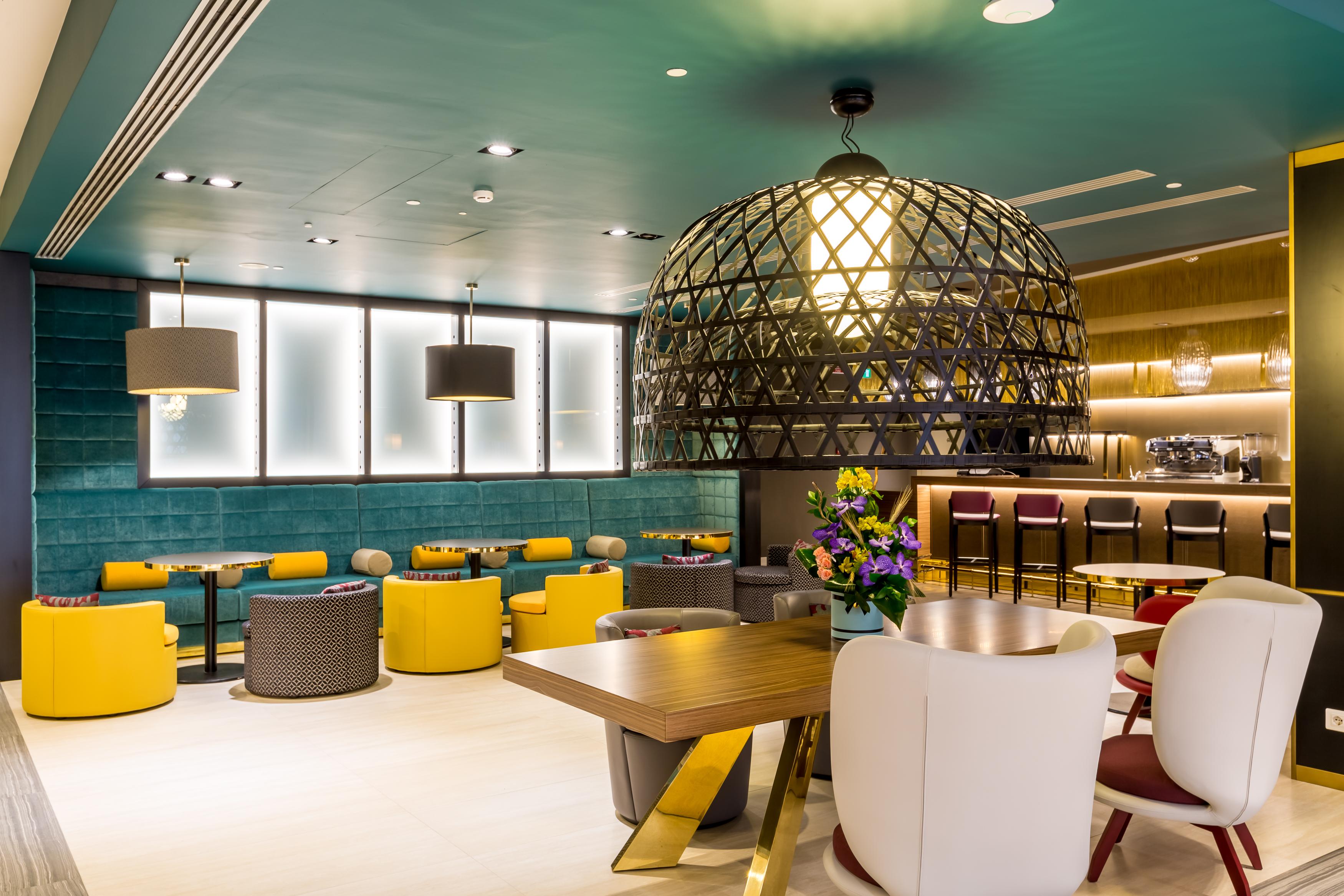 Mercure Almaty City Center Екстериор снимка