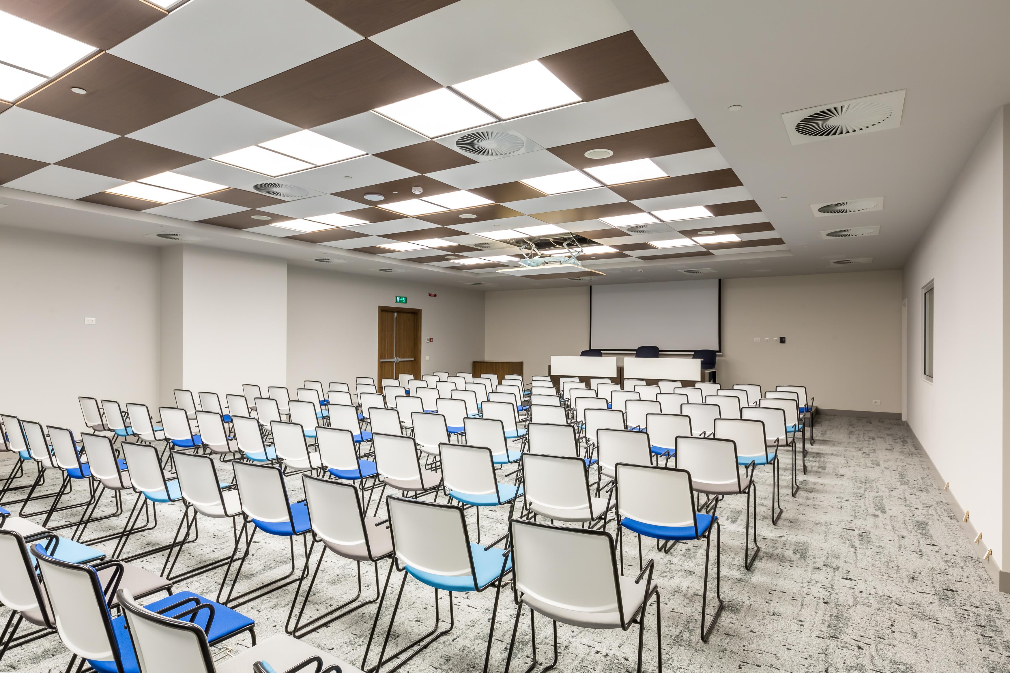 Mercure Almaty City Center Екстериор снимка